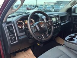 
										2017 Ram 1500 Express 5.7L Hemi Crew Cab 4X4 full									