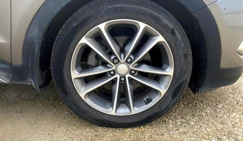 
								2017 Hyundai Santa Fe Sport Ultimate AWD full									