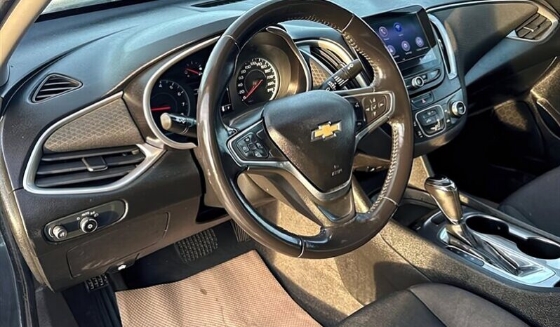 
								2019 Chevrolet Malibu RS full									