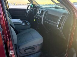 
										2016 Ram 1500 ST 5.7L Hemi Crew Cab 4X4 full									