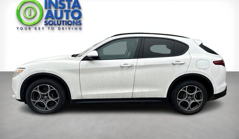 
								2018 Alfa Romeo Stelvio Sport AWD full									