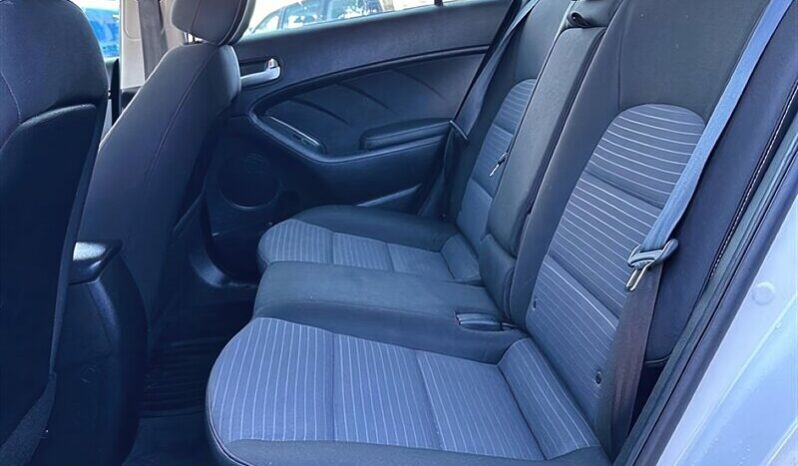 
								2018 Kia Forte EX full									