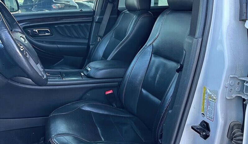 
								2017 Ford Taurus Limited AWD full									