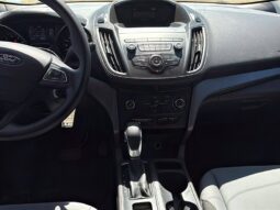 
										2019 Ford Escape S full									