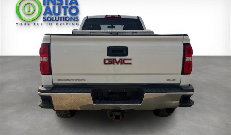 
								2018 GMC Sierra 2500 SLE 6.0L Ext. Cab 4X4 full									