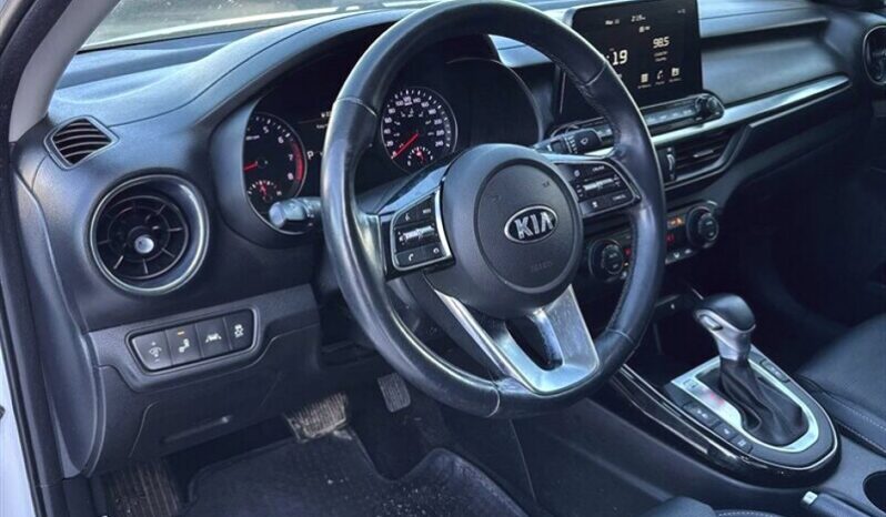 
								2020 Kia Forte EX full									
