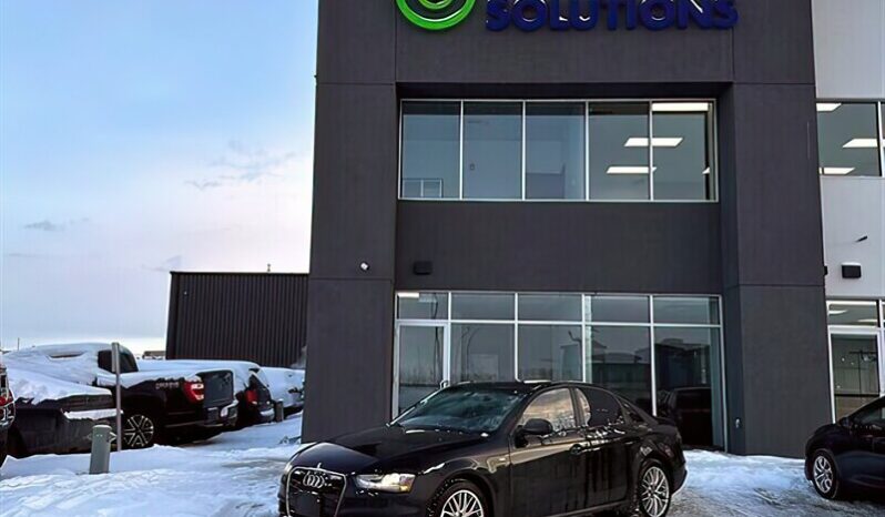 
								2016 Audi A4 2.0T Quattro Komfort Plus full									