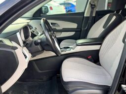 
										2017 Chevrolet Equinox LT full									