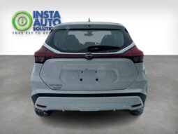 
										2022 Nissan Kicks S full									