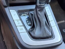 
										2019 Hyundai Elantra Preferred full									