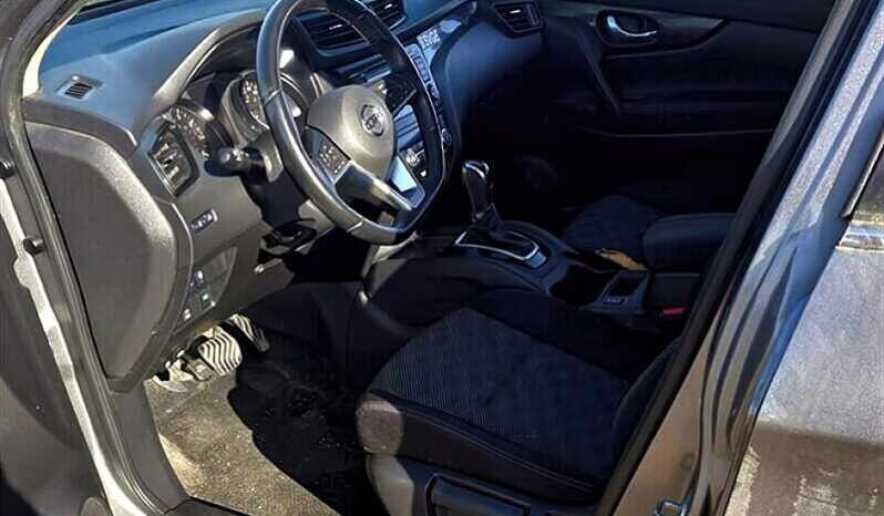 
								2019 Nissan Qashqai SV AWD full									