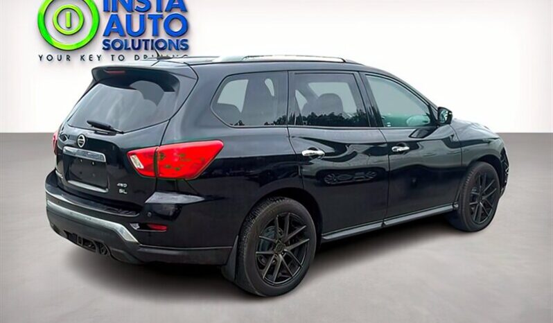 
								2018 Nissan Pathfinder SL AWD full									
