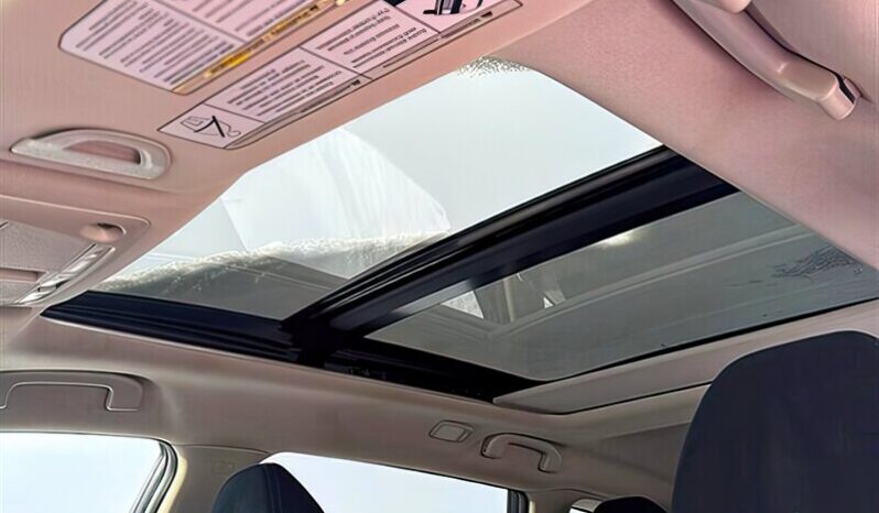 
								2016 Nissan Rogue SV Moonroof AWD full									