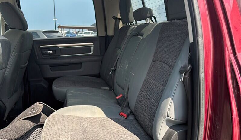
								2018 Ram 1500 SLT 5.7L Hemi Crew Cab 4X4 full									