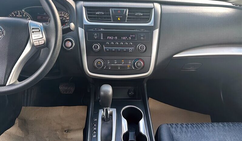 
								2017 Nissan Altima full									
