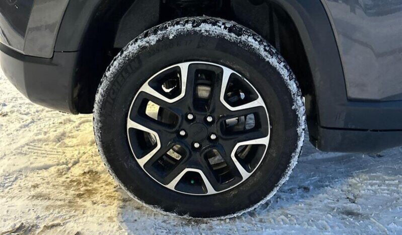 
								2020 Jeep Compass Upland Edition 4×4 full									