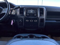 
										2019 Ram 1500 Tradesman Crew Cab 4×4 5.7L Hemi full									