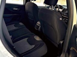 
										2016 Jeep Cherokee Sport 4X4 full									