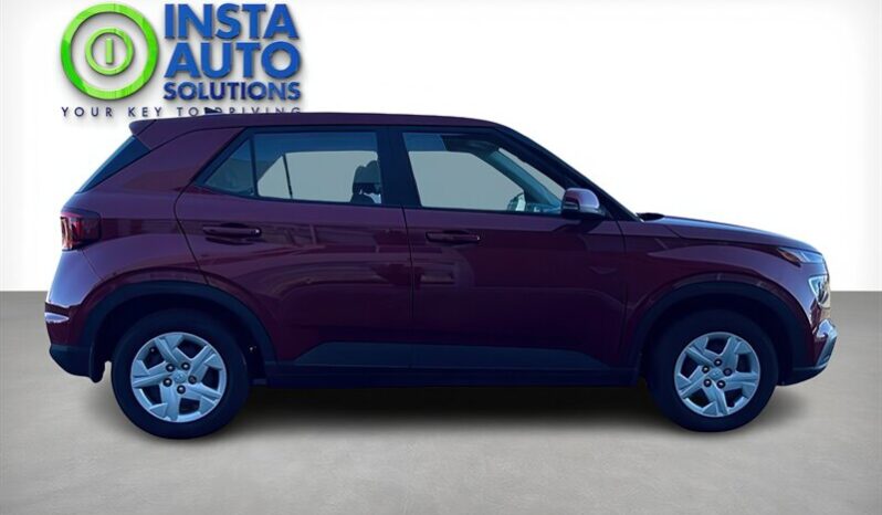 
								2021 Hyundai Venue Essential full									