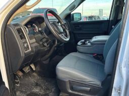 
										2017 Ram 1500 ST 5.7L Hemi Crew Cab 4X4 full									