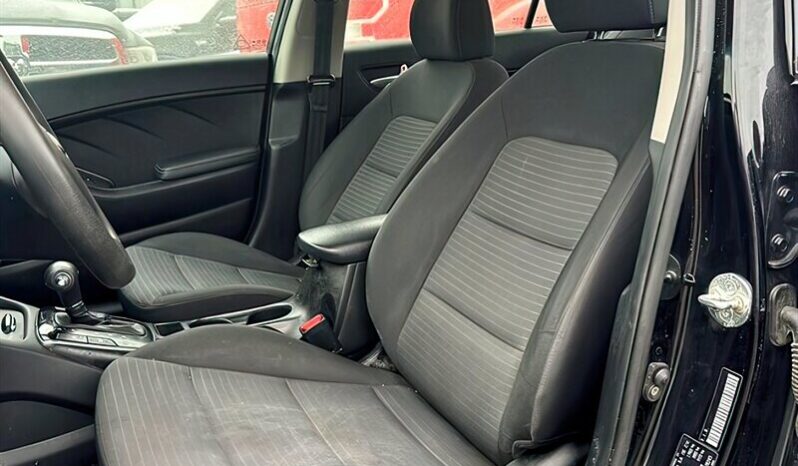 2018 Kia Forte LX full