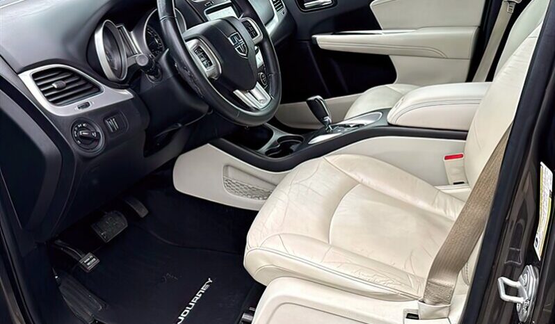 
								2017 Dodge Journey GT AWD full									
