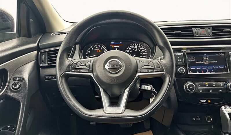 
								2019 Nissan Qashqai S AWD full									