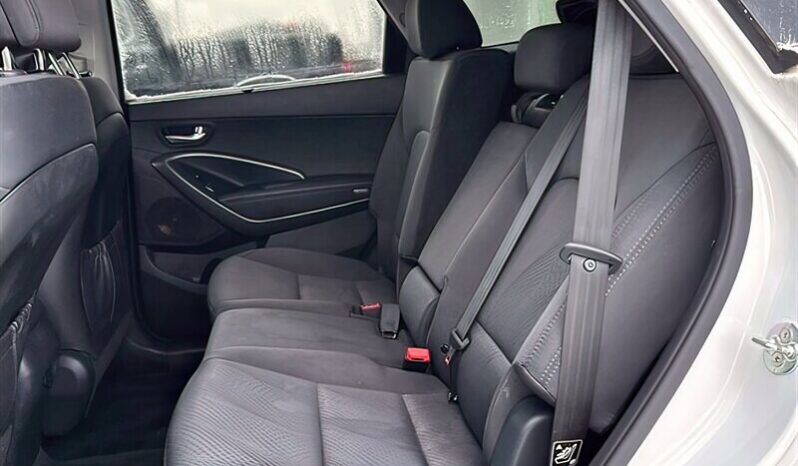 
								2019 Hyundai Santa Fe XL Preferred AWD full									