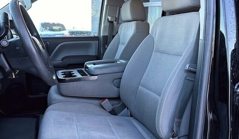 
								2018 Chevrolet Silverado 1500 Custom Ext. Cab 4X4 full									