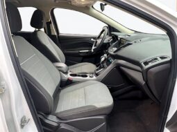 
										2015 Ford Escape SE AWD full									