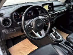 2019 Kia Forte EX full