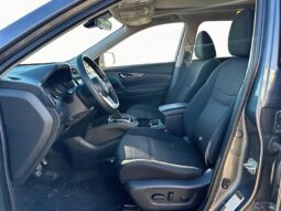 
										2019 Nissan Rogue SV AWD full									