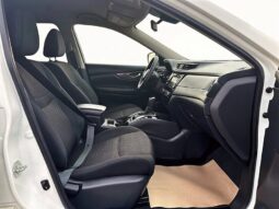 
										2019 Nissan Rogue SV AWD full									