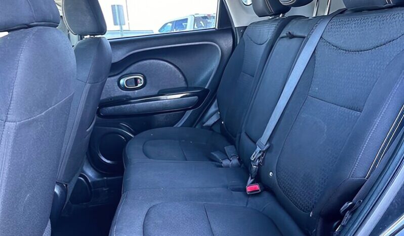 
								2016 Kia Soul EX full									