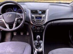 
										2017 Hyundai Accent SE full									