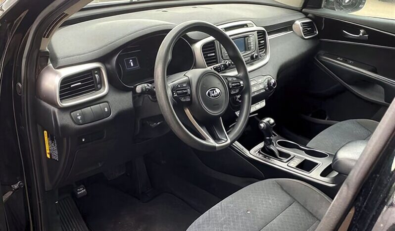 
								2018 Kia Sorento LX AWD full									