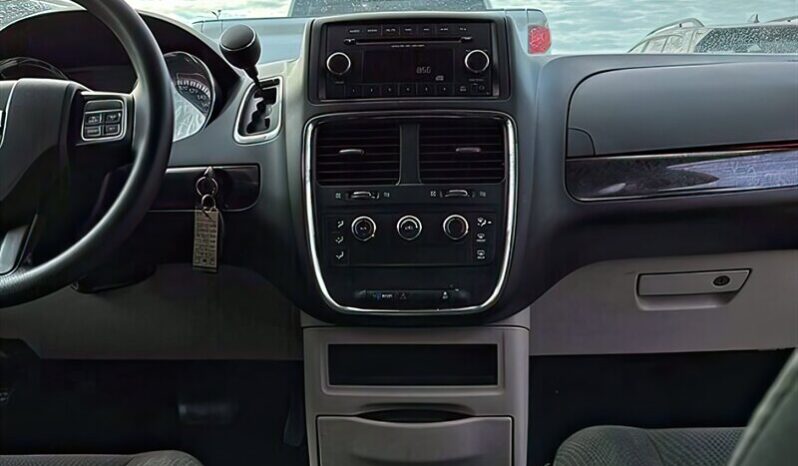 
								2018 Dodge Grand Caravan SE full									