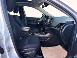 
										2019 Jeep Cherokee Altitude 4X4 full									
