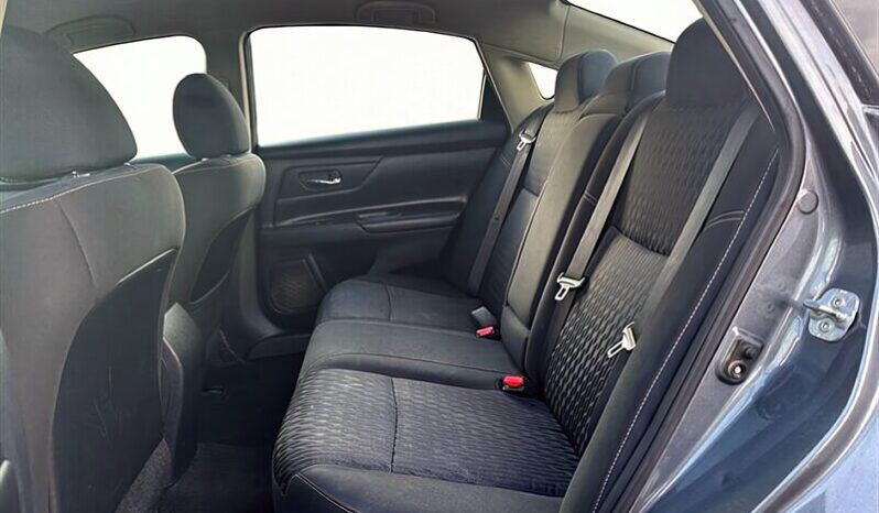 
								2017 Nissan Altima full									