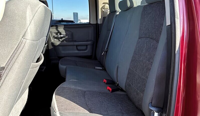 
								2015 Ram 1500 Big Horn Quad Cab 4×4 Hemi full									