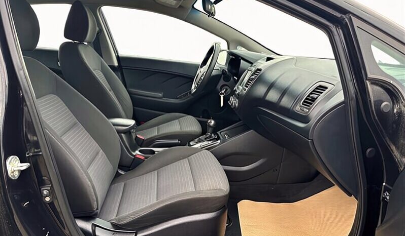 2018 Kia Forte LX full