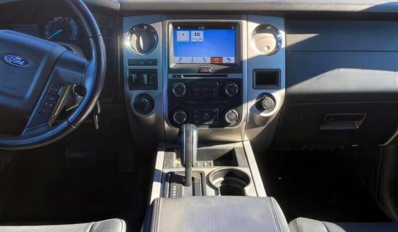
								2017 Ford Expedition XLT 4X4 full									
