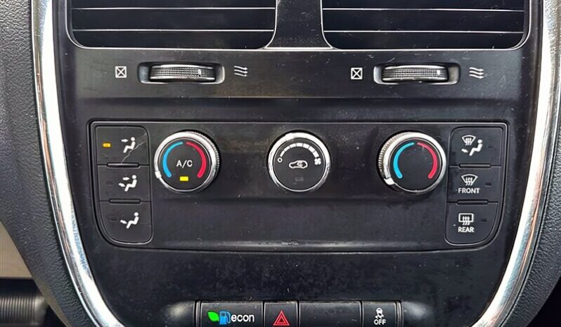 
								2017 Dodge Grand Caravan SE full									
