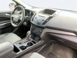 
										2018 Ford Escape SE full									