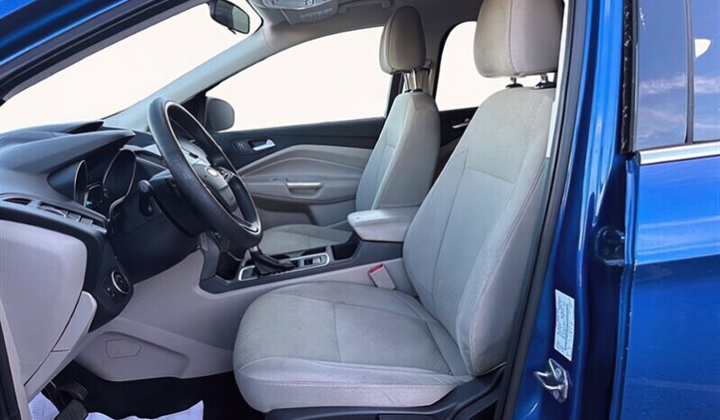 
								2017 Ford Escape SE AWD full									