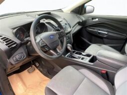 
										2018 Ford Escape SE full									