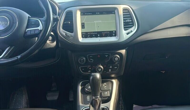 
								2019 Jeep Compass North 4X4 full									