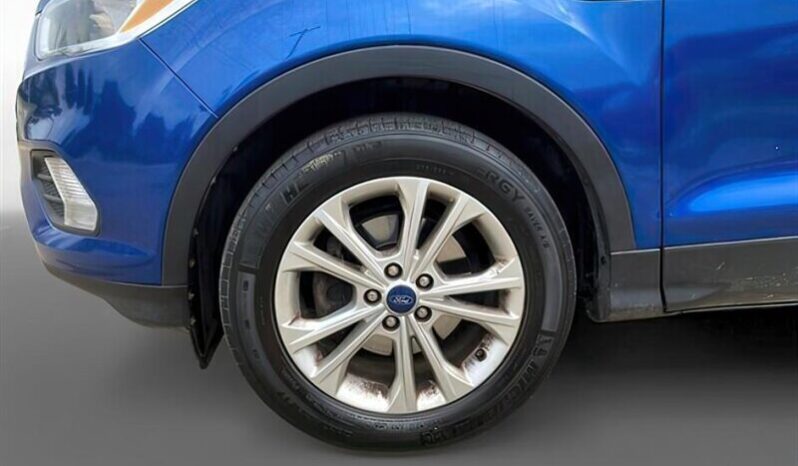 
								2018 Ford Escape SE full									