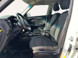 
										2019 Kia Soul EX FWD full									