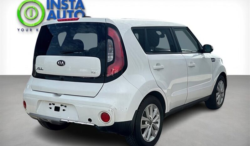 
								2019 Kia Soul EX FWD full									